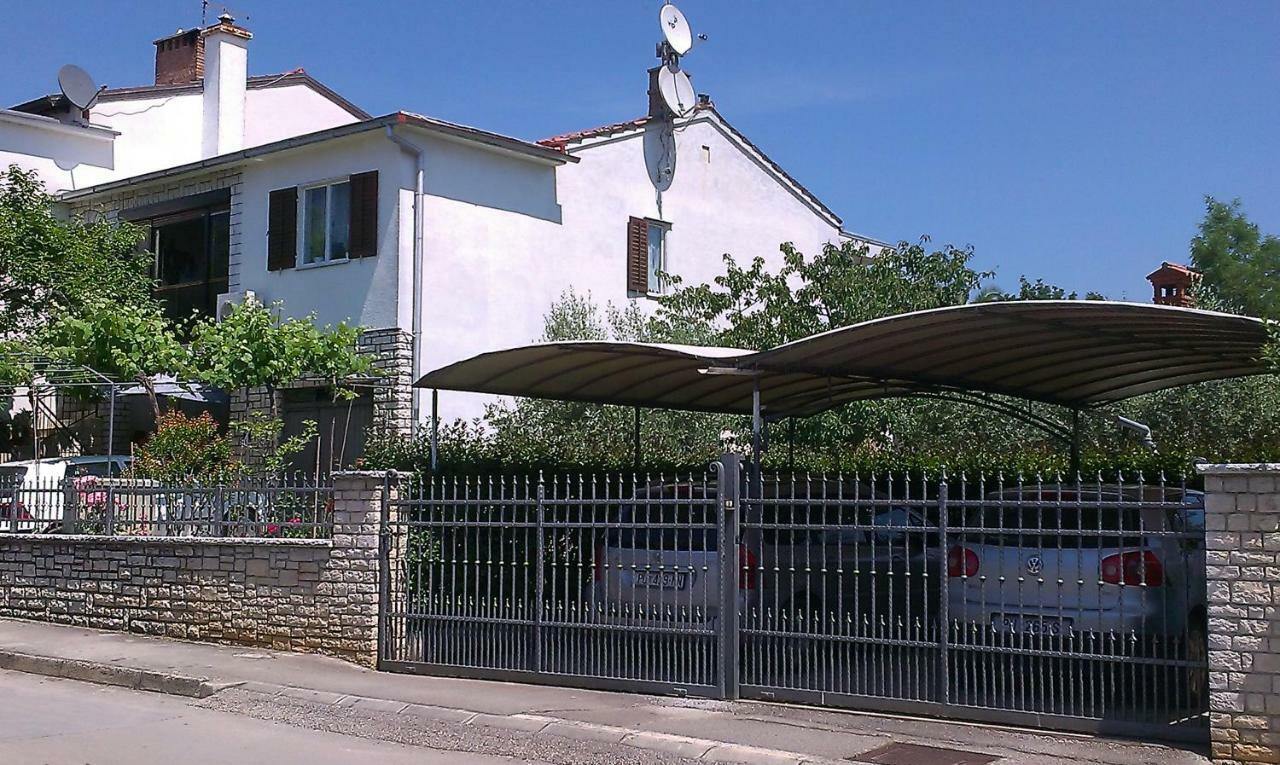 Studio Benassi Poreč Buitenkant foto